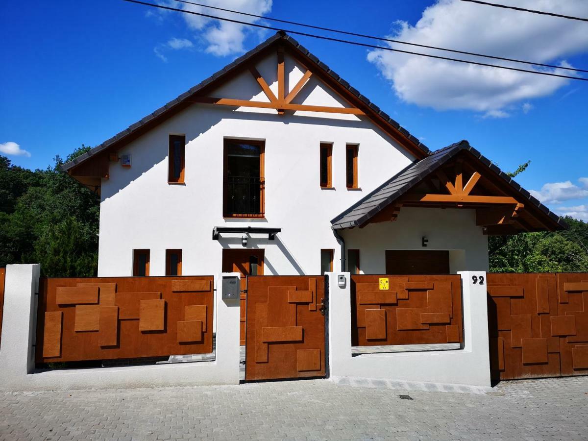 Fenyo Apartman Miskolctapolca Exterior photo